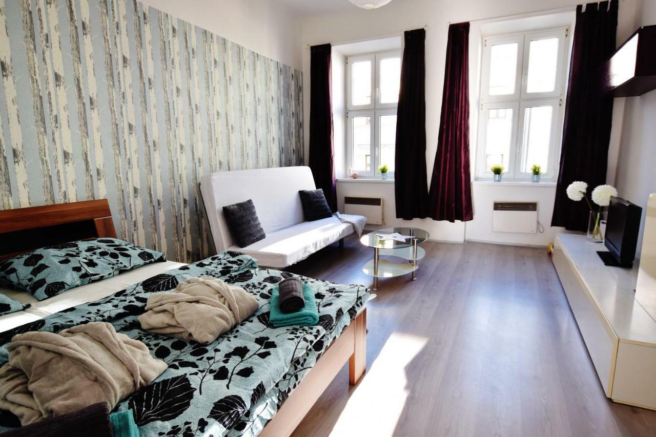 Apartman Hybesova Brno Buitenkant foto